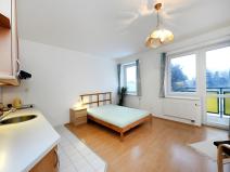 Prodej bytu 1+kk, Praha - Lysolaje, Sídlištní, 34 m2