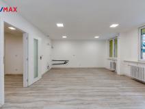 Prodej bytu 4+kk, Praha - Kobylisy, Pohnertova, 86 m2