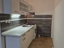 Pronájem bytu 1+kk, Teplice, Maršovská, 32 m2