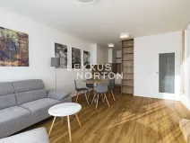 Pronájem bytu 2+kk, Praha - Karlín, Nekvasilova, 60 m2