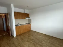 Pronájem bytu 1+kk, Praha - Prosek, Na vyhlídce, 37 m2
