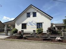 Prodej rodinného domu, Osek, 180 m2