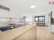 Prodej bytu 3+kk, Praha - Vysočany, Svatošových, 89 m2