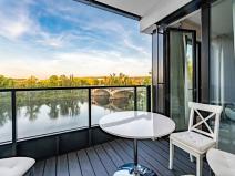 Pronájem bytu 2+kk, Praha - Holešovice, Sanderova, 58 m2
