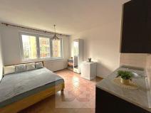 Pronájem bytu 1+kk, Prachatice, nám. Přátelství, 21 m2