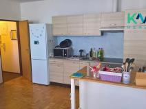 Pronájem bytu 2+kk, Karlovy Vary, Vítězná, 65 m2