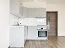 Pronájem bytu 1+kk, Praha - Uhříněves, Františka Diviše, 30 m2