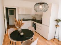 Pronájem bytu 2+1, Praha - Vinohrady, Šrobárova, 65 m2