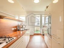 Pronájem bytu 3+1, Hradec Králové, Na Občinách, 86 m2