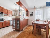 Prodej rodinného domu, Dubí, Dlouhá, 234 m2