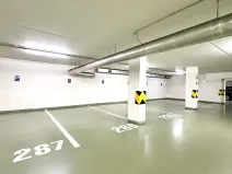 Pronájem garážového stání, Praha - Žižkov, Pitterova, 20 m2