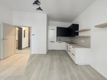 Pronájem bytu 2+kk, Praha - Holešovice, Plynární, 44 m2