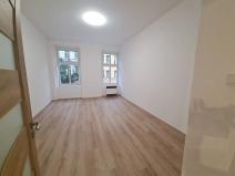 Pronájem bytu 1+1, Praha - Vinohrady, Řipská, 42 m2