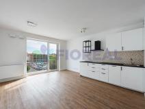 Pronájem bytu 1+kk, Benešov, Dukelská, 33 m2