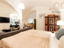 Pronájem bytu 1+kk, Praha - Malá Strana, Thunovská, 35 m2