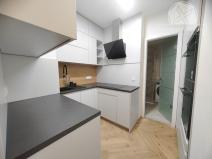 Pronájem bytu 2+1, Praha - Podolí, Podolská, 46 m2