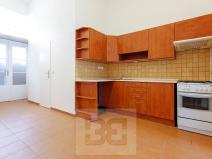 Pronájem bytu 1+1, Praha - Žižkov, Seifertova, 40 m2
