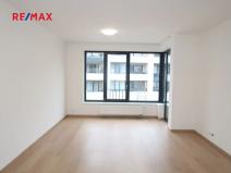 Pronájem bytu 2+kk, Praha - Modřany, Na Komořsku, 61 m2