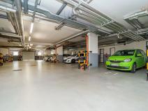 Pronájem garážového stání, Praha - Řeporyje, Wiesenthalova, 24 m2