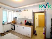 Pronájem bytu 1+1, Karlovy Vary, Chebská, 36 m2