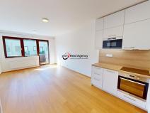 Pronájem bytu 1+kk, Praha - Dolní Chabry, Za Pískovnou, 40 m2