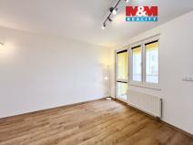 Pronájem bytu 1+kk, Klecany, V Honech, 33 m2