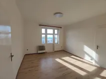 Pronájem bytu 3+1, Praha - Libeň, Pod Vlachovkou, 84 m2