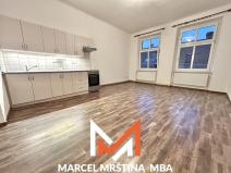 Pronájem bytu 2+kk, Hronov, T. G. Masaryka, 51 m2