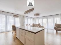 Prodej bytu 4+kk, Praha - Karlín, Za Karlínským přístavem, 137 m2