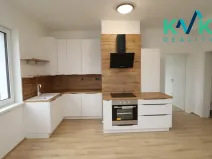 Pronájem bytu 3+kk, Karlovy Vary, Šumavská, 78 m2