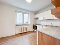 Pronájem bytu 1+1, Praha - Komořany, Krupná, 30 m2