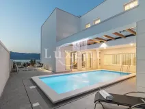 Prodej vily, Bol, Chorvatsko, 304 m2