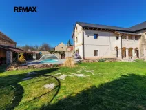 Prodej rodinného domu, Černuc, 330 m2