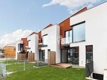 Pronájem rodinného domu, Praha - Dejvice, V Šáreckém údolí, 190 m2