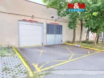Prodej garážového stání, Praha, Ve Lhotce, 12 m2
