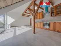 Prodej bytu 4+kk, Krhová, Hlavní, 81 m2