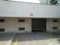 Pronájem garážového stání, Praha - Podolí, Kubištova, 16 m2