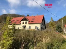 Pronájem chaty, Bernartice, 639 m2