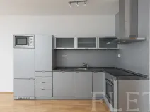 Pronájem bytu 1+kk, Praha - Holešovice, Osadní, 49 m2