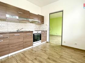 Pronájem bytu 3+1, Radvanice, 78 m2