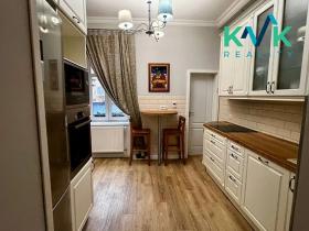 Prodej bytu 4+kk, Karlovy Vary, Lad. Koubka, 120 m2