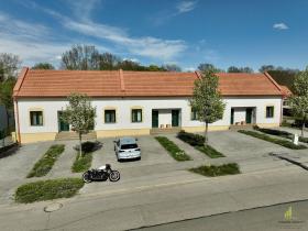Prodej bytu 3+kk, Hlohovec, K zámečku, 72 m2