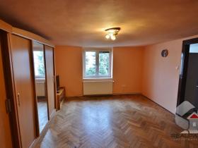 Prodej bytu 1+1, Olomouc, Šmeralova, 48 m2