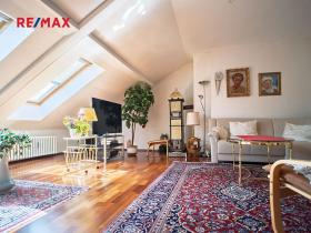 Prodej bytu 3+1, Karlovy Vary, Raisova, 110 m2