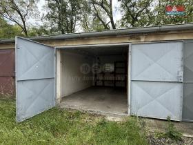 Prodej garáže, Plzeň - Lobzy, 17 m2