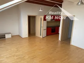 Pronájem bytu 2+kk, Kroměříž, 86 m2