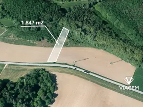 Prodej pole, Moravské Knínice, 1847 m2