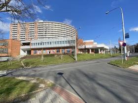 Pronájem obchodního prostoru, Zlín, Okružní, 90 m2