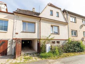 Prodej rodinného domu, Okříšky, Tyršova, 196 m2