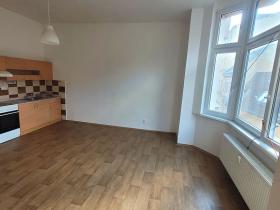 Pronájem bytu 1+kk, Ústí nad Labem, Hradiště, 39 m2